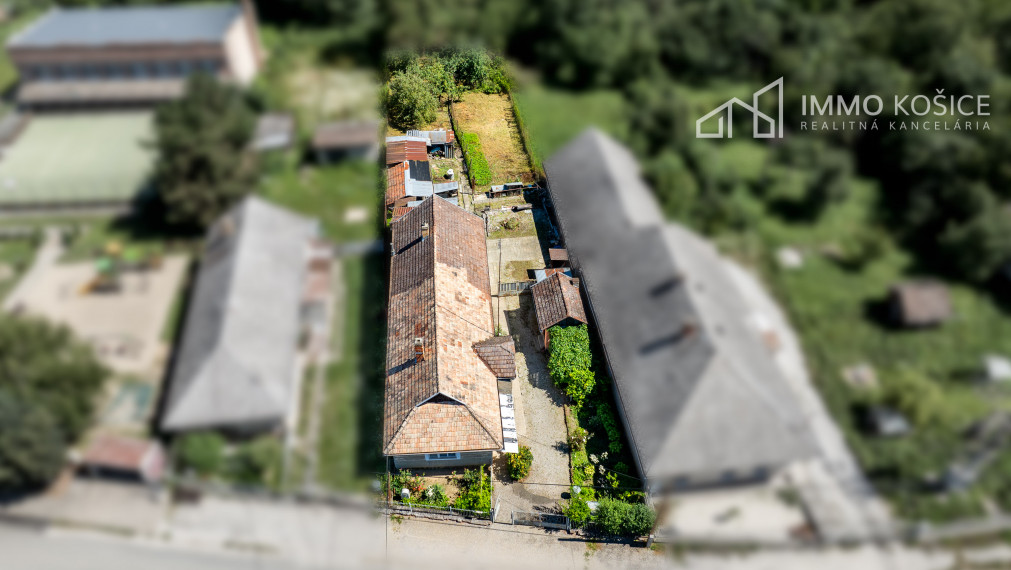 Rodinný dom na predaj v obci Janík